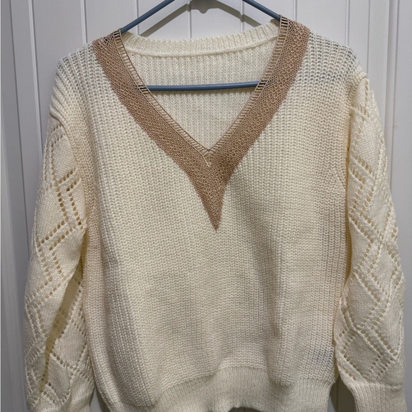 SHEIN Cream and Tan V-Neck Sweater - Picture 2 of 6